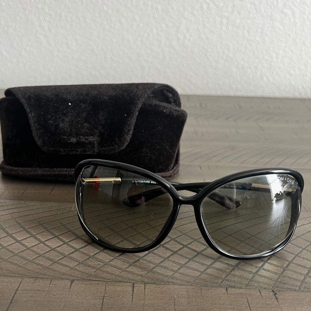 Tom Ford Raquel TF76 Black Sunglasses with Velvet Case